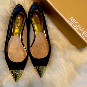 MICHAEL Michael Kors Black Flat Paxton Cap Toe